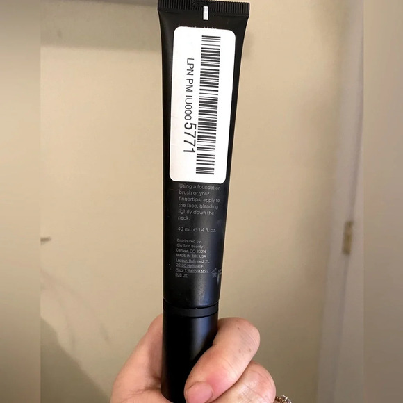 Glo Skin Beauty Satin Cream Mineral Foundation Makeup - Picture 2 of 2